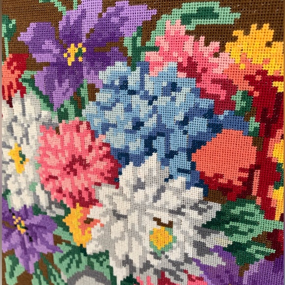 🪻SOLD🪻Bright Floral Oval Cross Stitch Piece - Picture 3 of 6